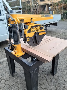 Rif. 669 Sega Radiale Dewalt DW728